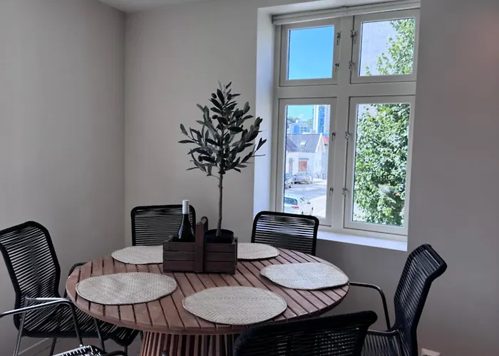 A Place To Stay Stavanger, Apartment 5 - Quality And Free Parking-